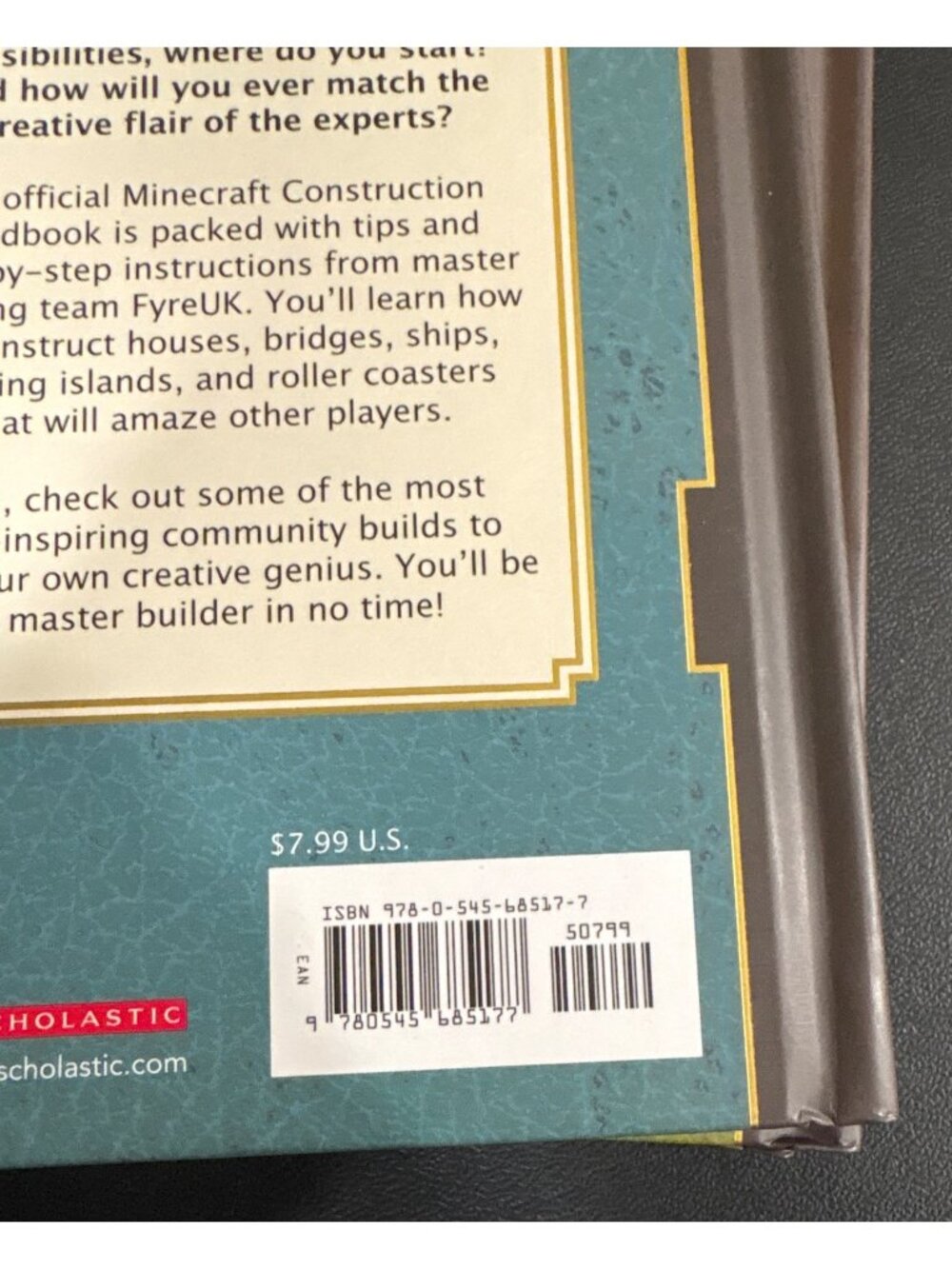 Minecraft Complete Collection Box Set of 4 Books: Combat Construction Essential - Picture 10 of 14